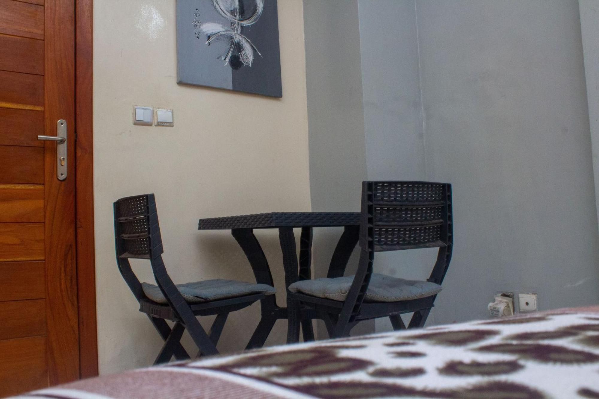 Dalou Chambre Hote, Cite Mixta Apartment Dakar Exterior foto